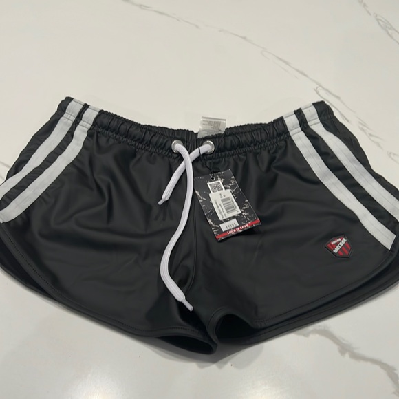 Brand new barcode shorts - Picture 1 of 2